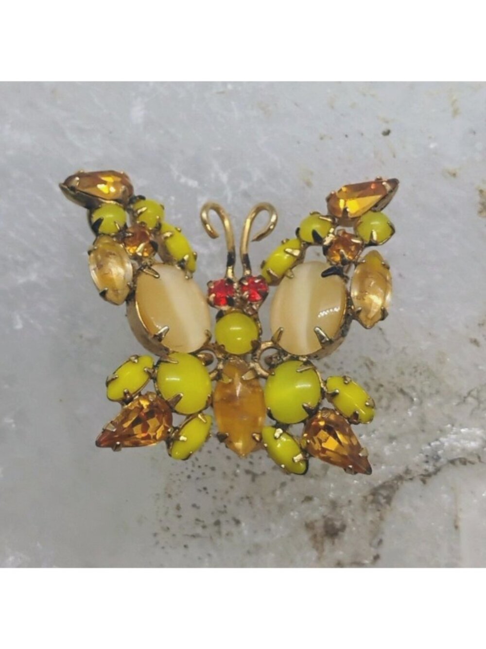 Vtg Unsigned Schreiner Butterfly Trembler Brooch Yellow Orange Rhinestone - Picture 2 of 6